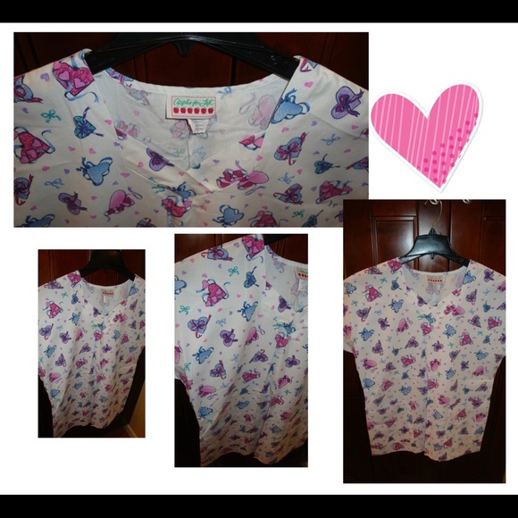 Women's Hearts Scrub Size Medium - Picture 3 of 8